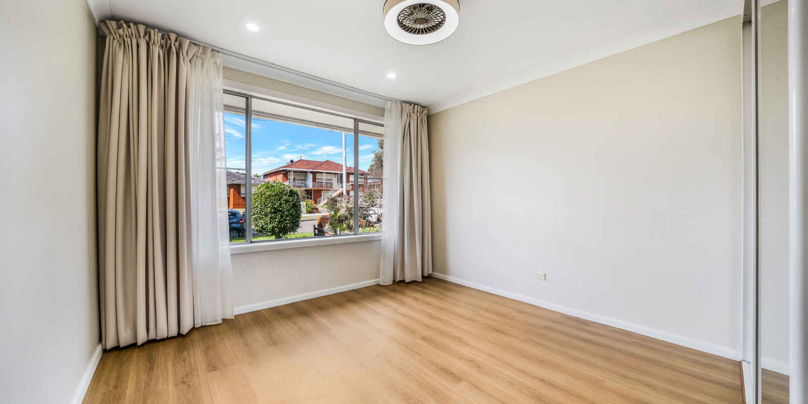 15 Bird Avenue Lurnea