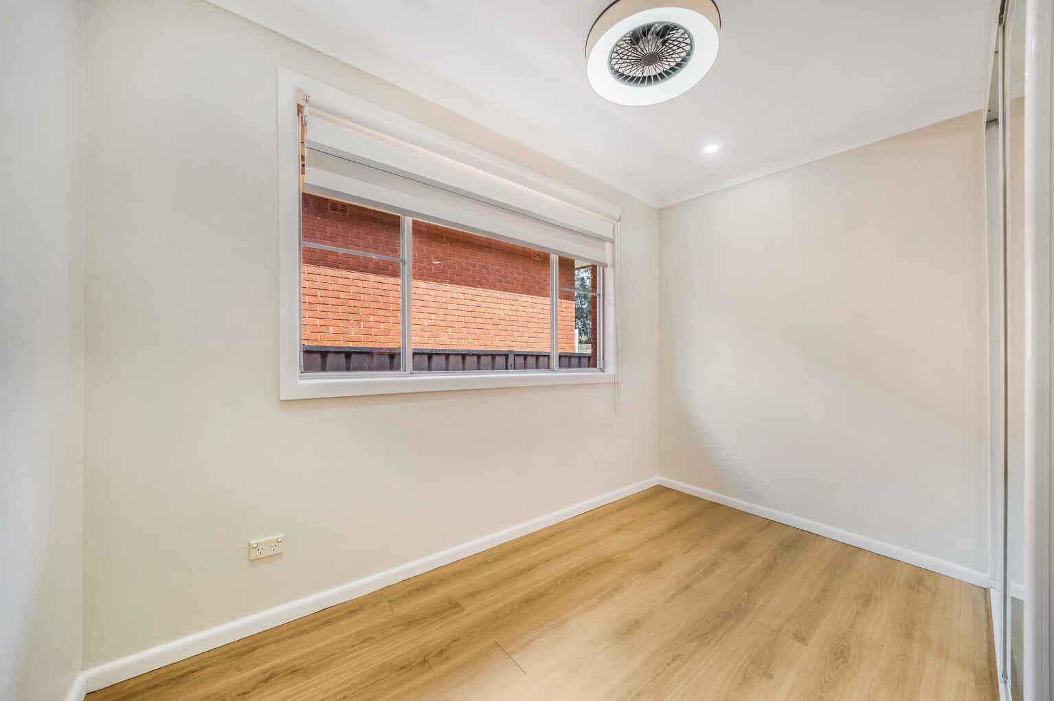 15 Bird Avenue Lurnea