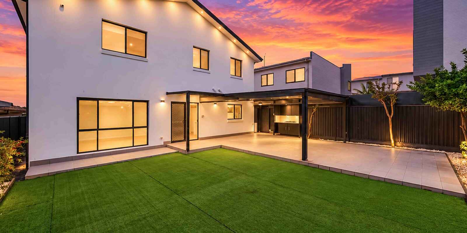 12 Mustang Close Middleton Grange 12 Mustang Close Middleton Grange